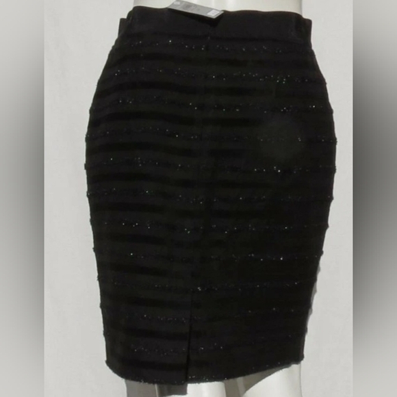 Ann Taylor Black Textured Sparkly Pencil Skirt - Picture 2 of 6